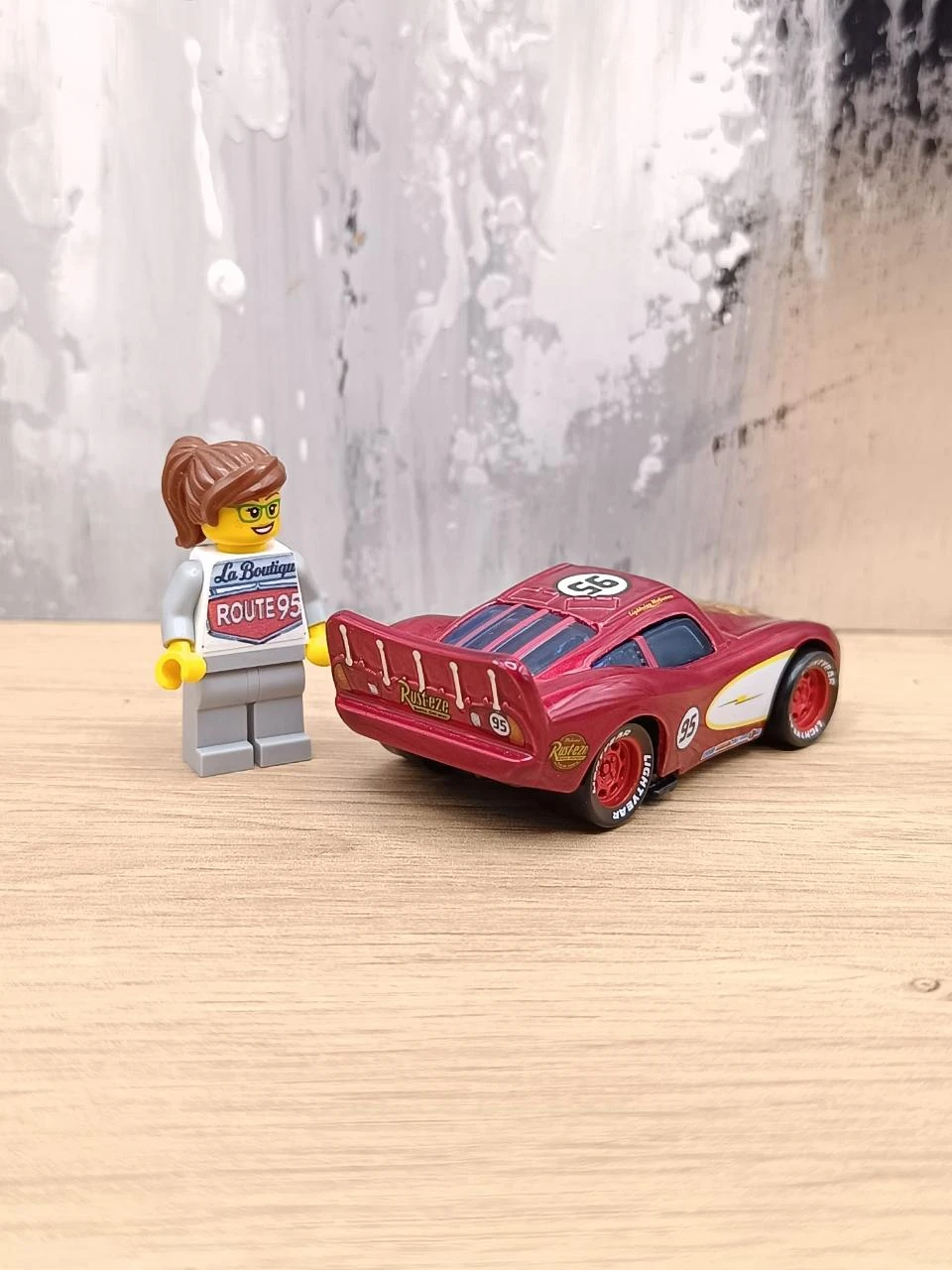 Carro Cars Flash McQueen Apple - Brinquedo novo (CAS07) – photo 2